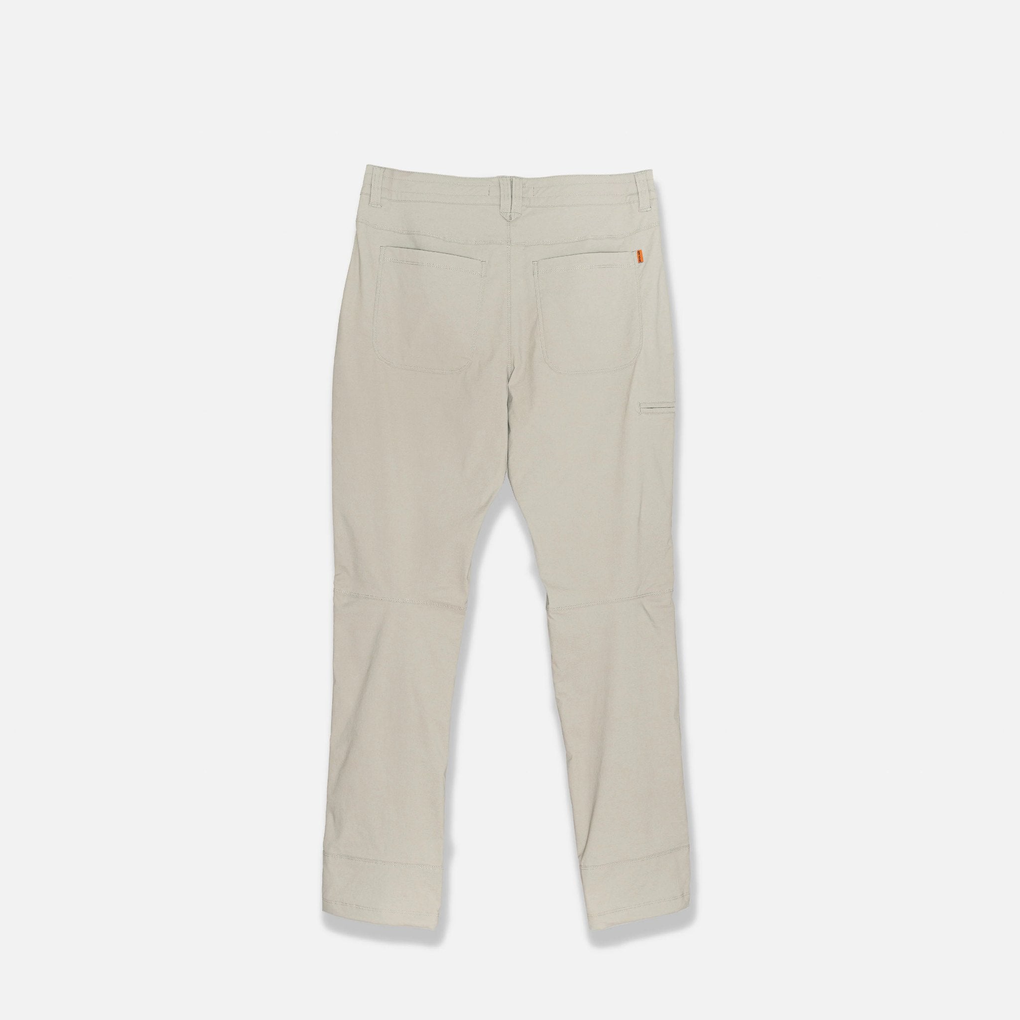 El Camino Tech Pants Beige trasero
