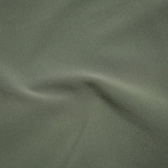 La Senda Lightweight Shirt Sage Green en uso